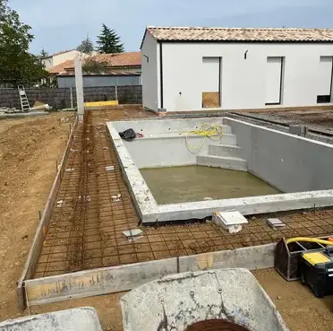 maçon à Le Pellerin - image 4